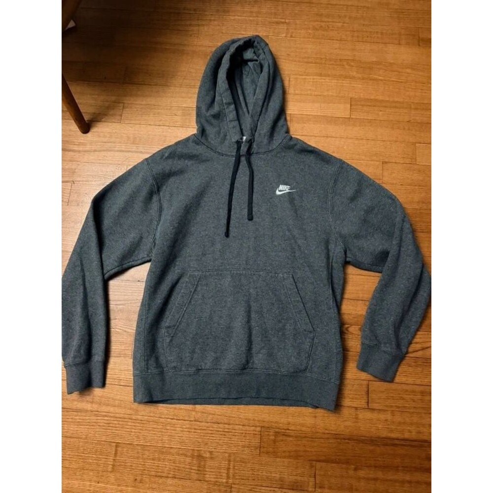 Women’s Nike Gray embroidered sweatshirt hoodie S atheleisure athletic active